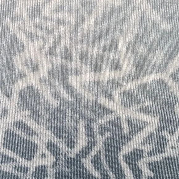 Nike White and Blue Short Sleeve Tee - Picture 4 of 5